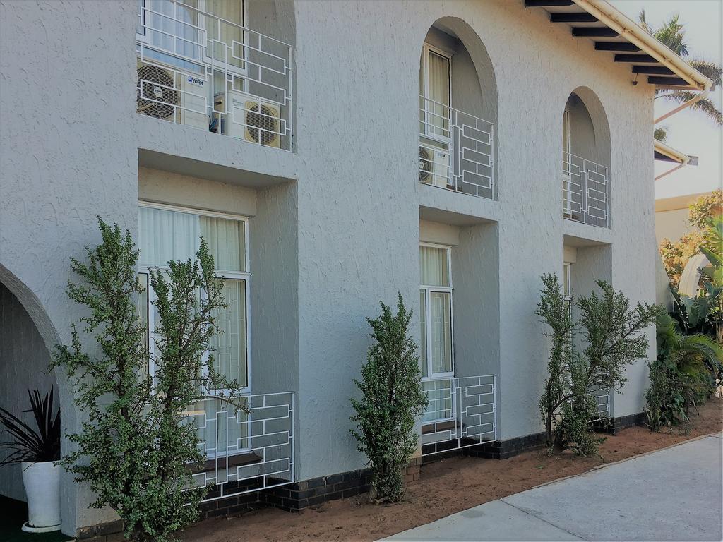 Hotel Eden Rose Manor La Mercy Exterior foto